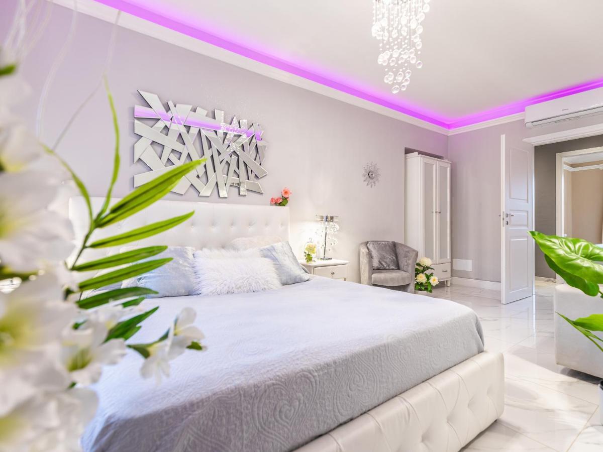 Elegant Suite - In Centro Portanuova Torino Eksteriør billede